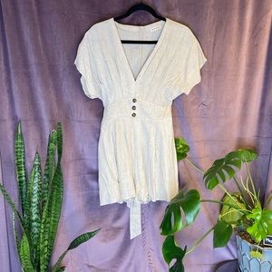 ✨Cream Linen V Neck Romper✨